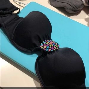 Victoria’s Secret bikini top